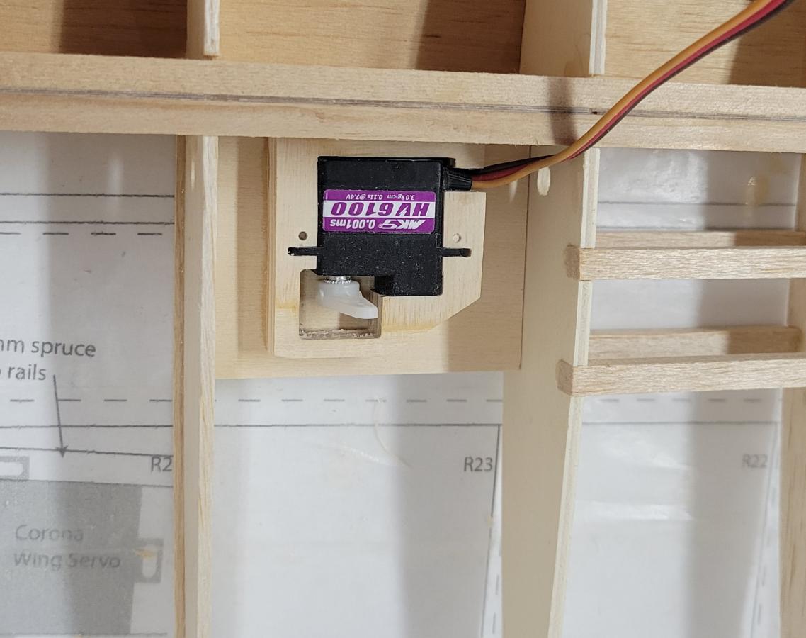 Click image for larger version

Name:	Zug Wing Servos (3).jpg
Views:	323
Size:	89.5 KB
ID:	46940